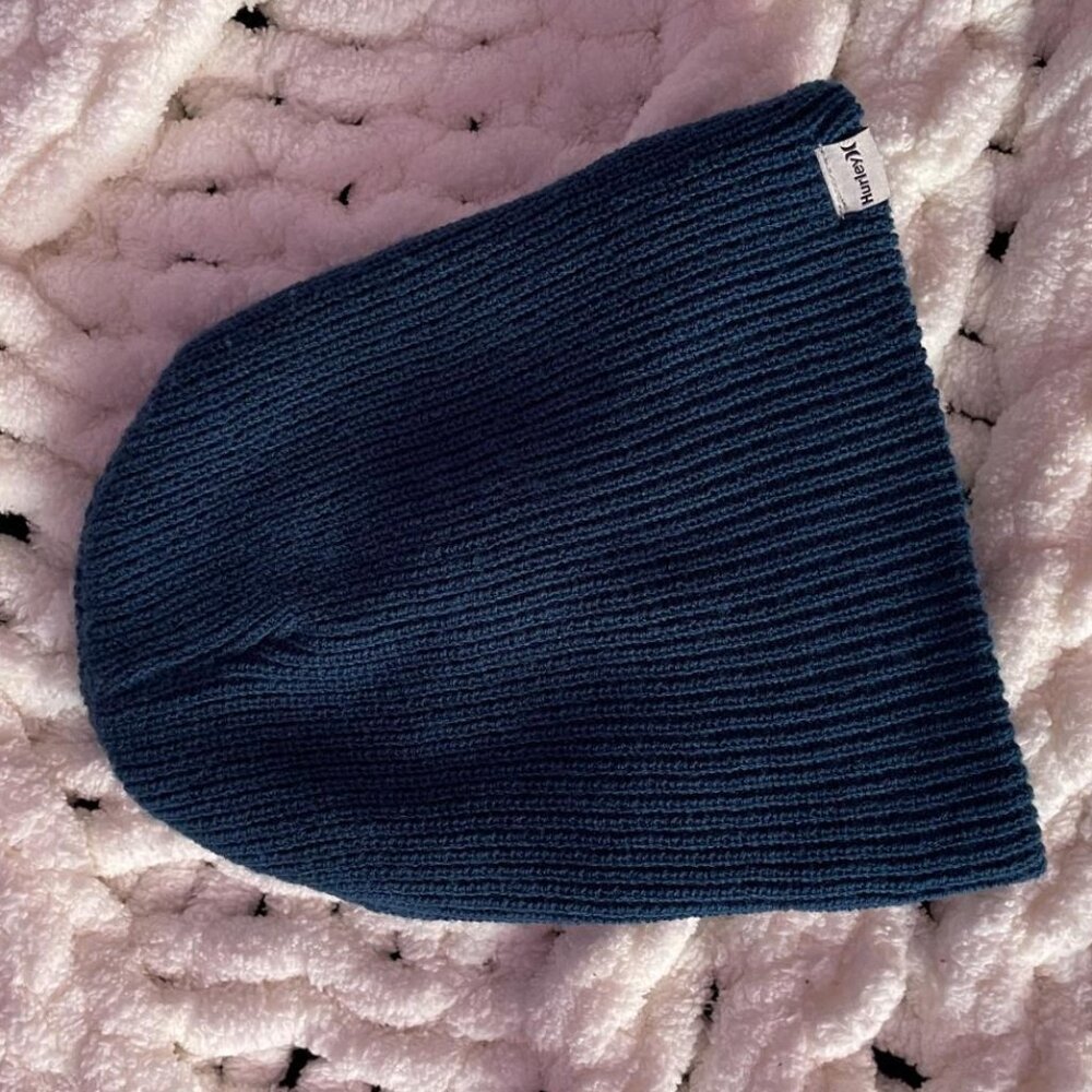 Blue Hurley Beanie ❤️‍🔥💙❤️‍🔥 super soft and fitting well on all sizes